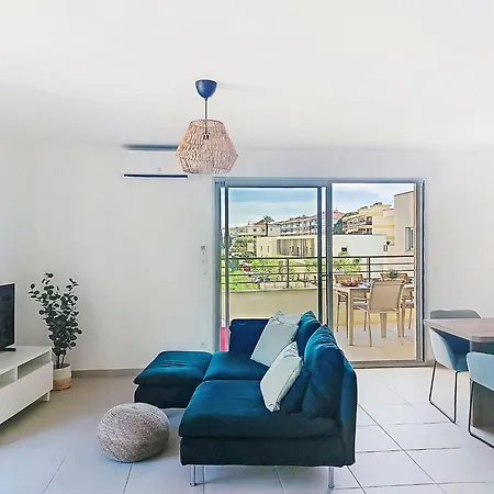 Florea Parc By Interhome