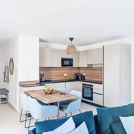 Апартаменти Florea Parc By Interhome Антіб