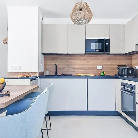 Florea Parc By Interhome *
