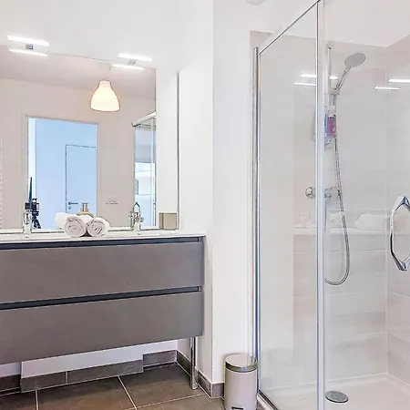 Florea Parc By Interhome